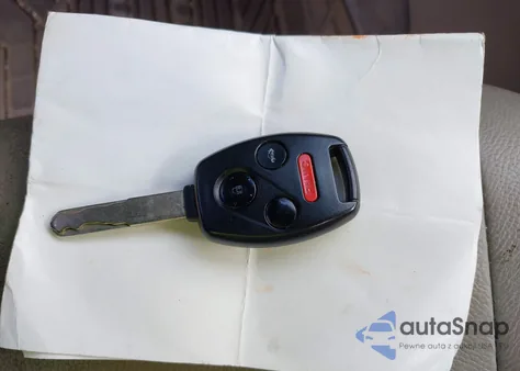 2011 Honda Civic Hybrid from USA, damaged, VIN JHMFA3F28BS000268